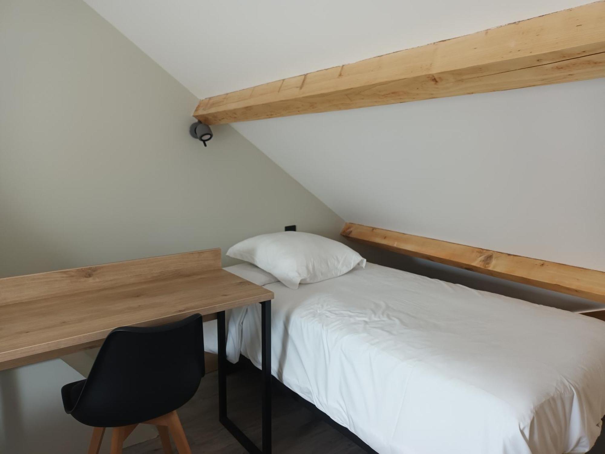 Hotel-Restaurant Logis L'Aubrac 라귀올르 객실 사진